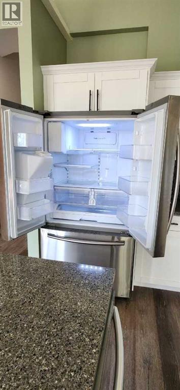 9810 89 Street, Grande Prairie, Alberta  T8X 0R3 - Photo 30 - A2263252