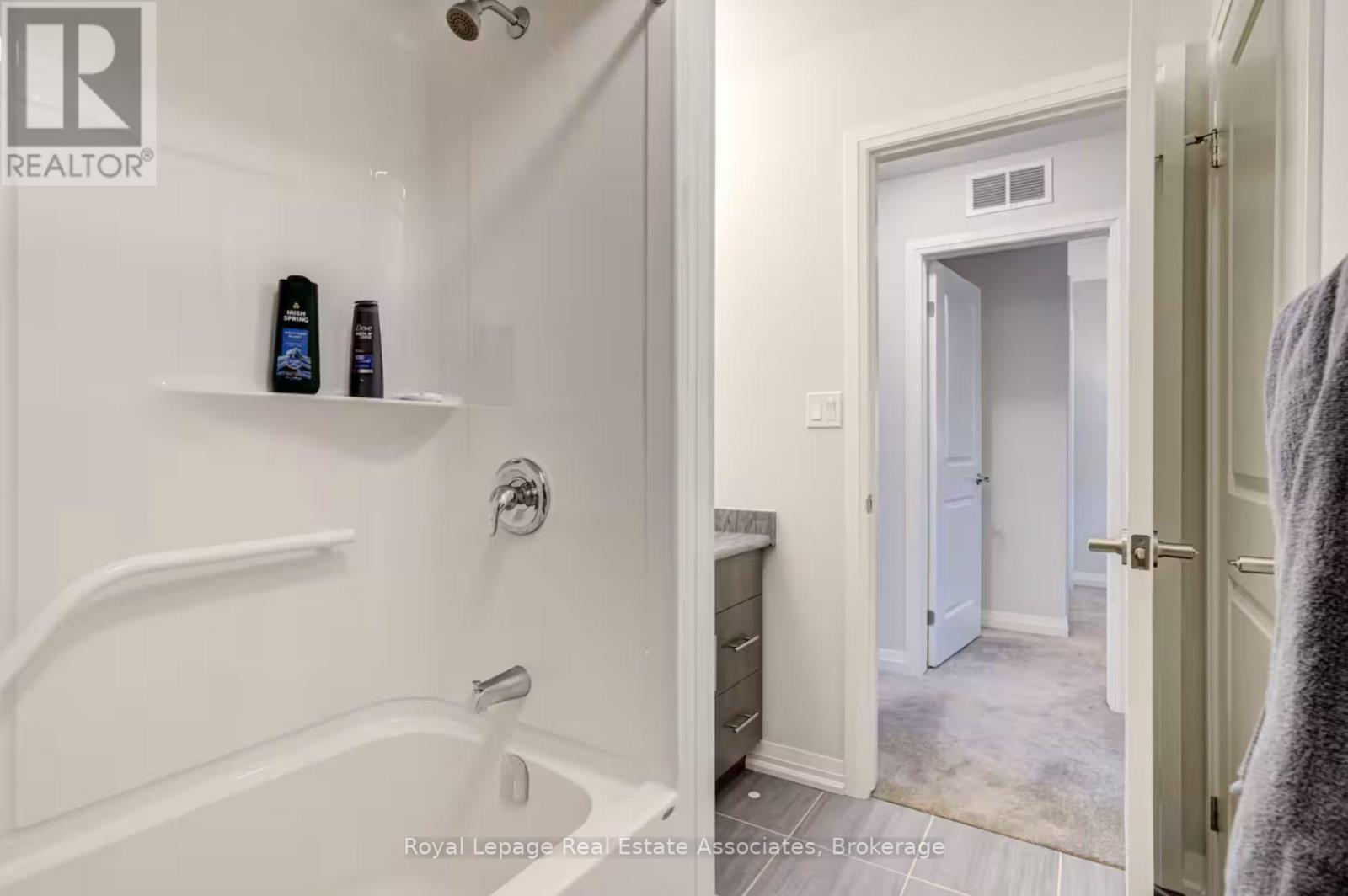 45 - 4552 Portage Road, Niagara Falls, Ontario  L2E 0B8 - Photo 28 - X12495534