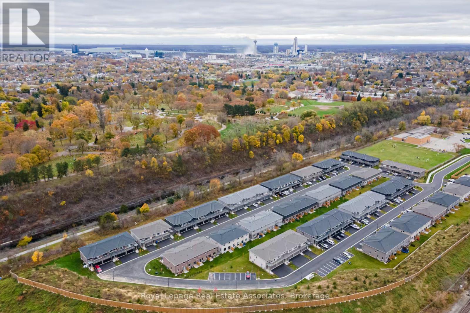 45 - 4552 Portage Road, Niagara Falls, Ontario  L2E 0B8 - Photo 40 - X12495534