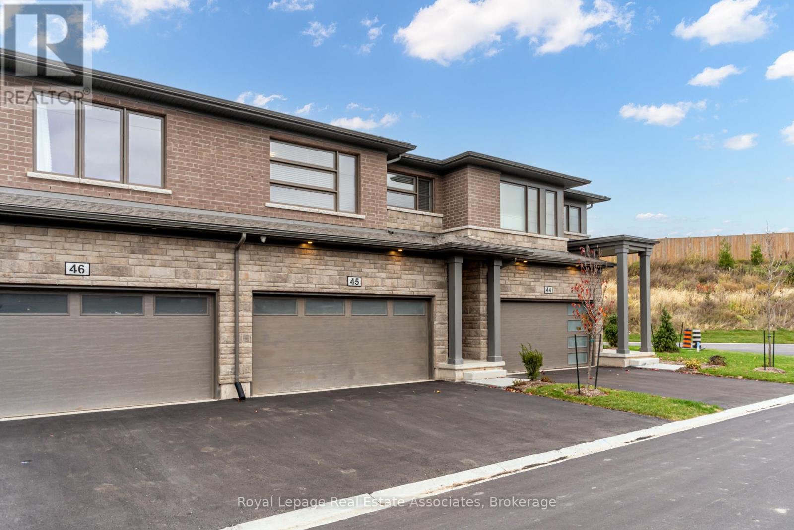 45 - 4552 Portage Road, Niagara Falls, Ontario  L2E 0B8 - Photo 3 - X12495534