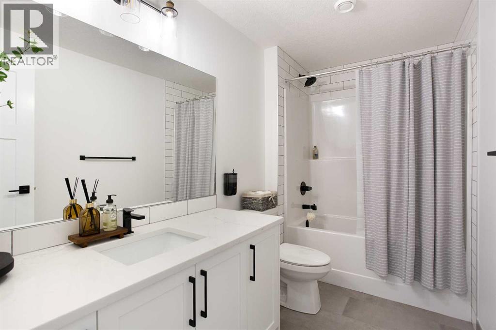 116 Ranchers View, Okotoks, Alberta  T1S 5R7 - Photo 40 - A2265526