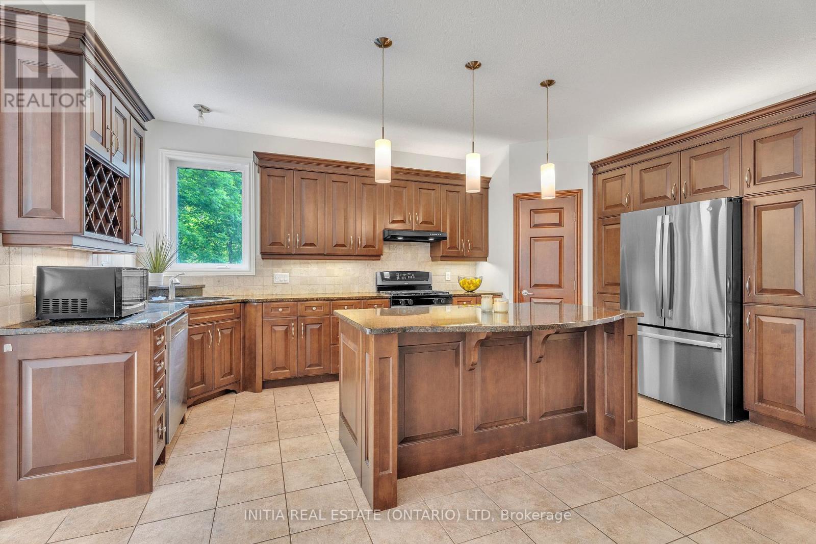 1557 Privet Place, London North, Ontario  N5X 0E7 - Photo 13 - X12496892