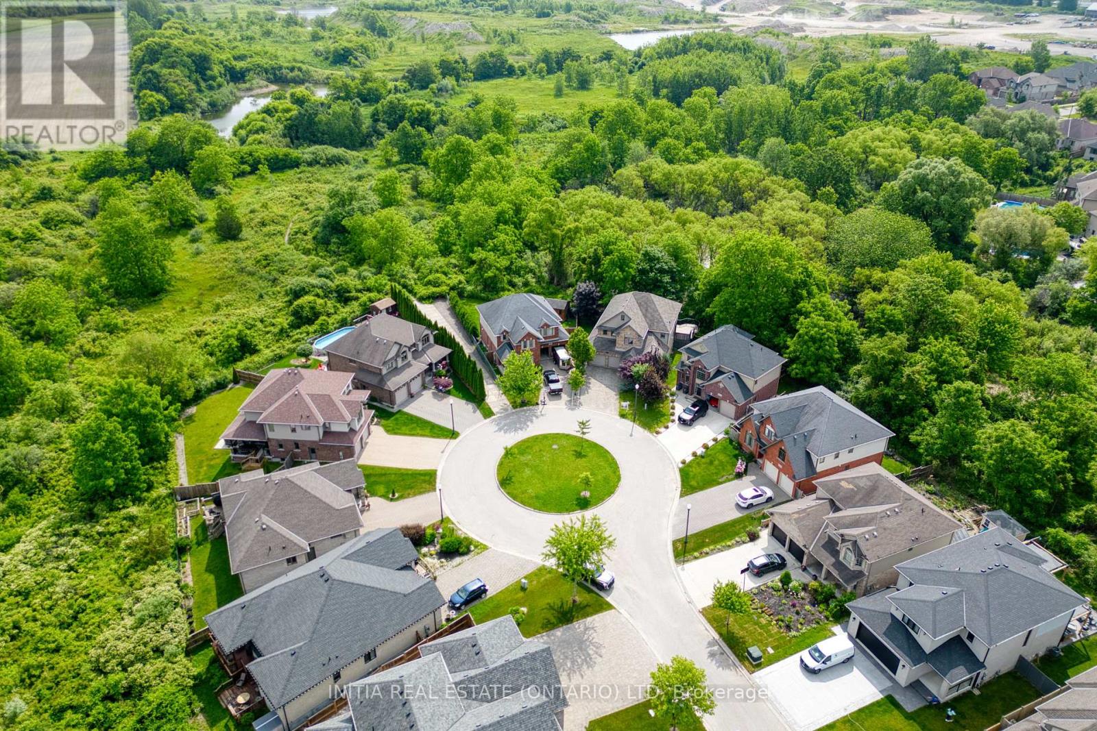 1557 Privet Place, London North, Ontario  N5X 0E7 - Photo 3 - X12496892