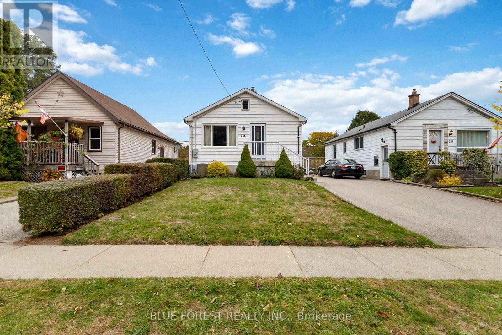 266 Giles Street, London East, Ontario  N5Z 2W3 - Photo 2 - X12496936