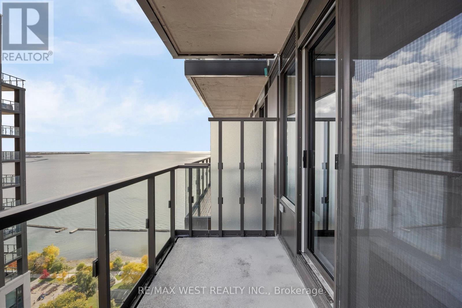 3902 - 1928 Lake Shore Boulevard W, Toronto, Ontario  M6S 0B1 - Photo 19 - W12496636