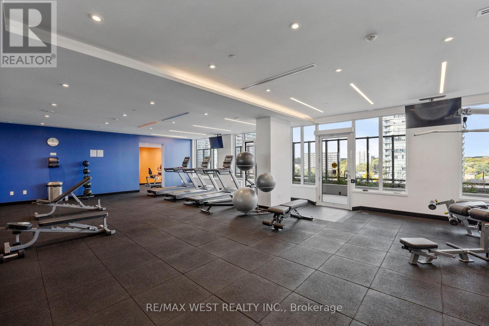 3902 - 1928 Lake Shore Boulevard W, Toronto, Ontario  M6S 0B1 - Photo 26 - W12496636