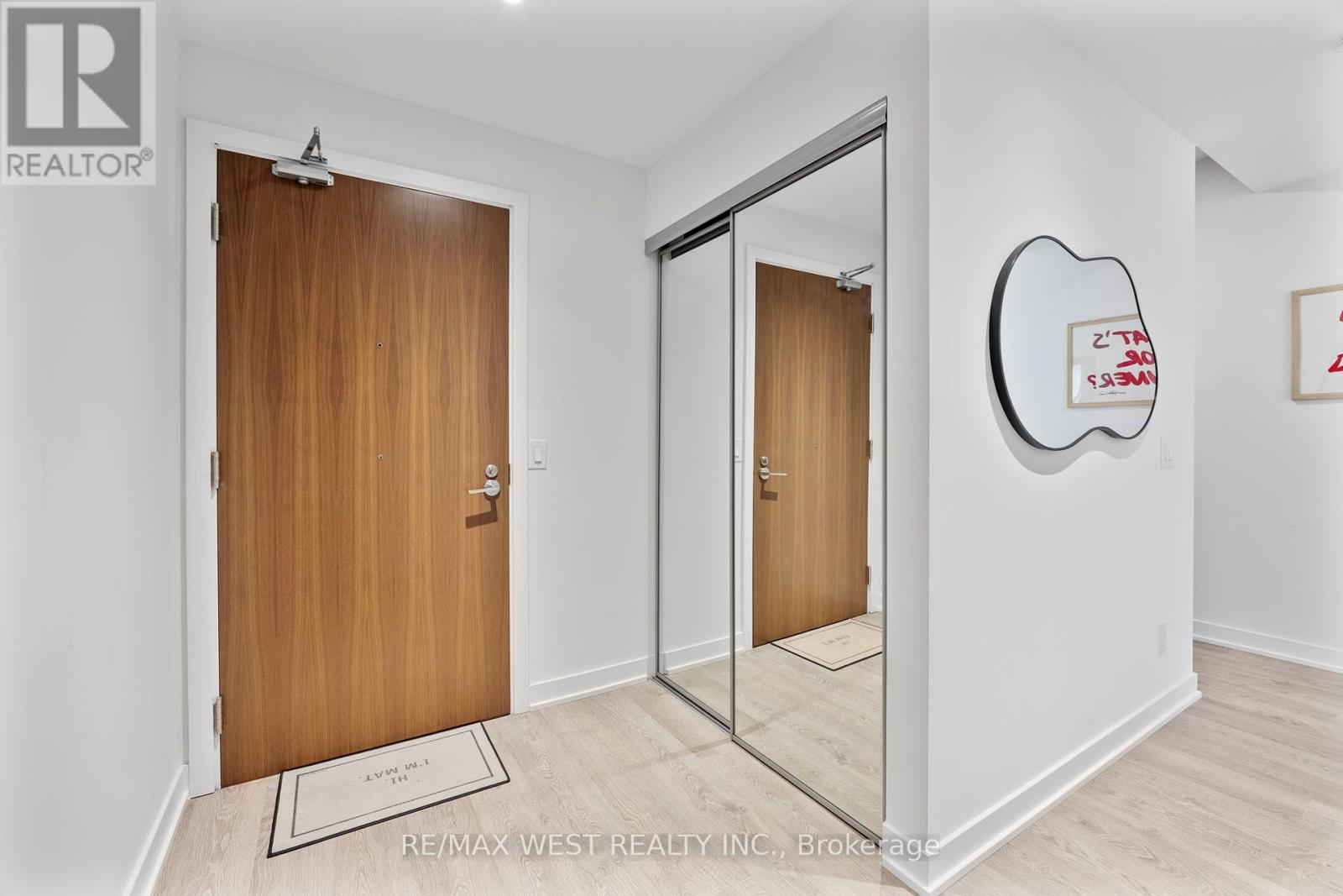 3902 - 1928 Lake Shore Boulevard W, Toronto, Ontario  M6S 0B1 - Photo 3 - W12496636