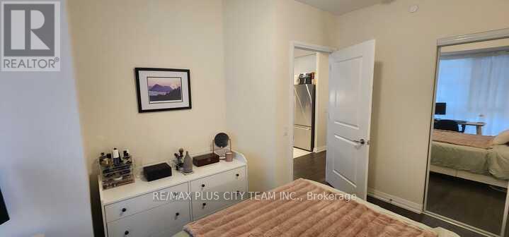 2010 - 50 Thomas Riley Road, Toronto, Ontario  M9B 0C5 - Photo 8 - W12496676