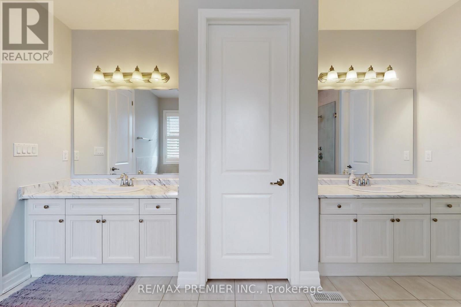 140 Magnolia Crescent, Oakville, Ontario  L6M 4M1 - Photo 29 - W12496680