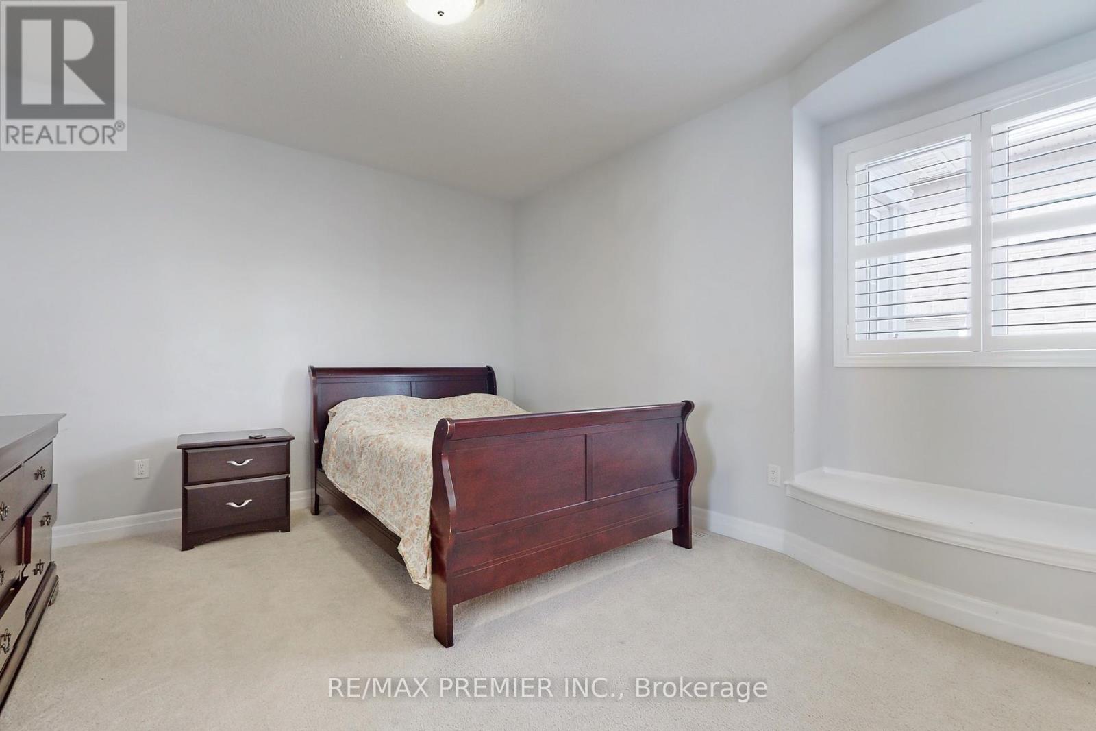 140 Magnolia Crescent, Oakville, Ontario  L6M 4M1 - Photo 35 - W12496680