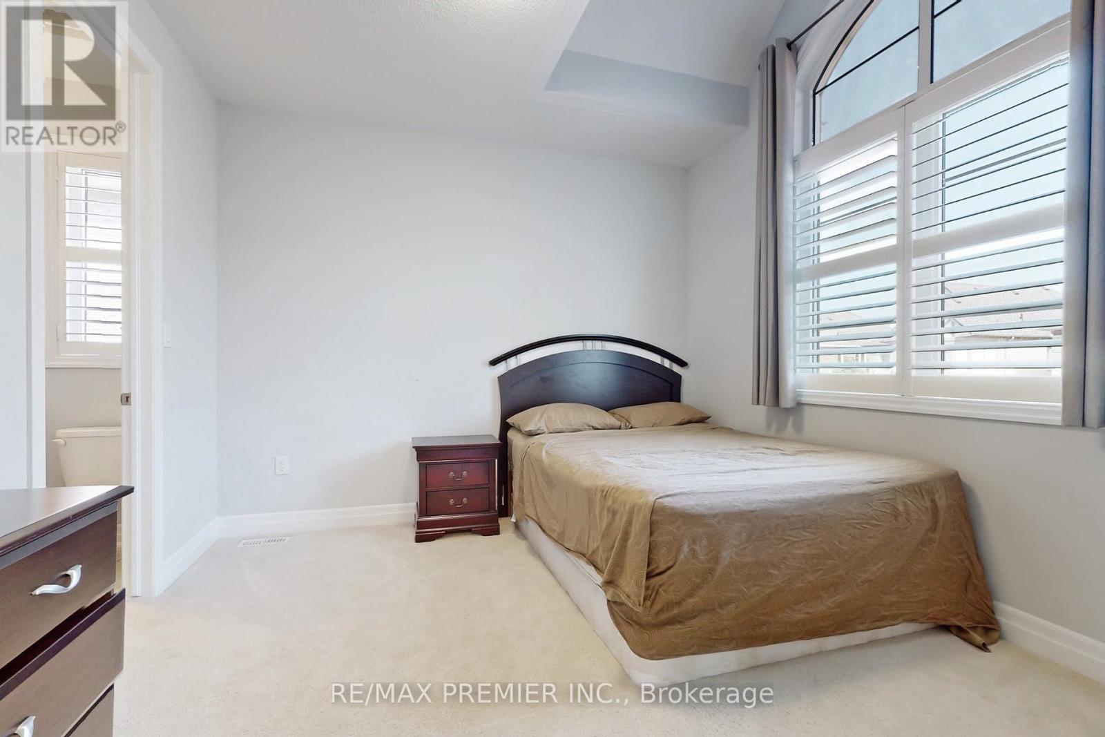 140 Magnolia Crescent, Oakville, Ontario  L6M 4M1 - Photo 37 - W12496680