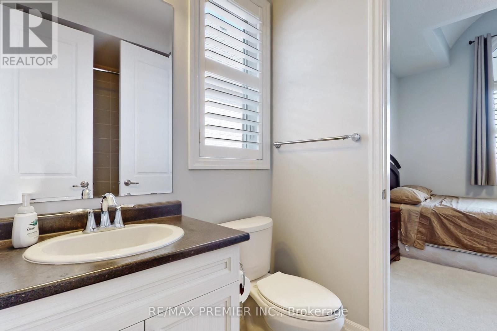 140 Magnolia Crescent, Oakville, Ontario  L6M 4M1 - Photo 38 - W12496680