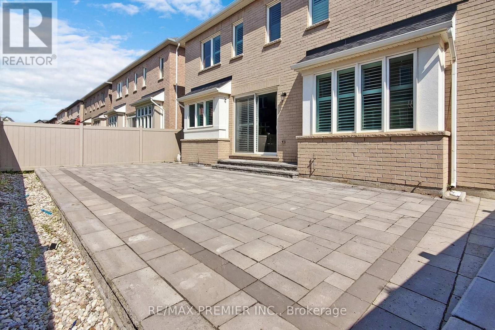 140 Magnolia Crescent, Oakville, Ontario  L6M 4M1 - Photo 48 - W12496680