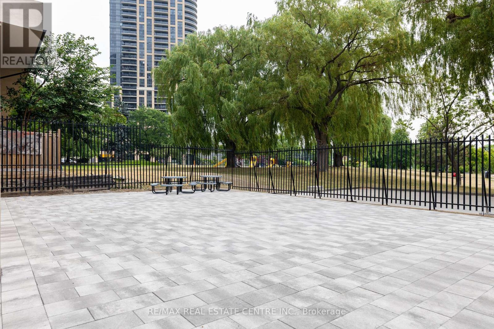 1009 - 3390 Weston Road, Toronto, Ontario  M9M 2X3 - Photo 35 - W12496684