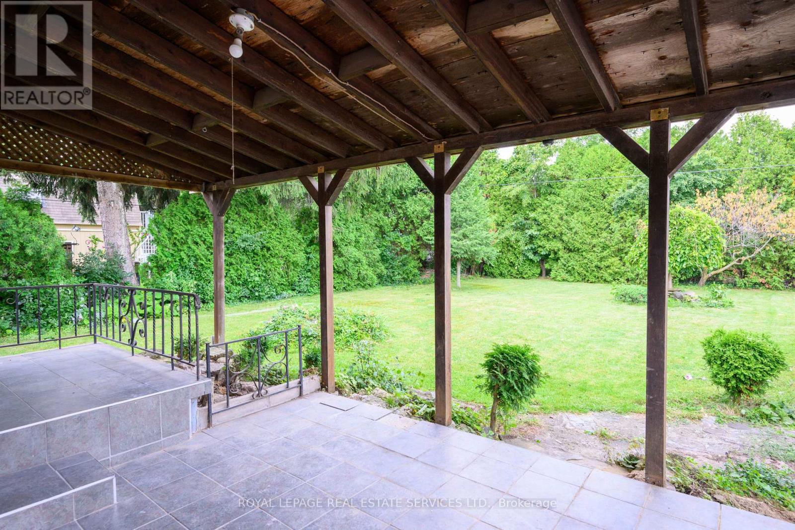 Lower - 1295 Pinegrove Road, Oakville, Ontario  L6L 2X2 - Photo 22 - W12496710