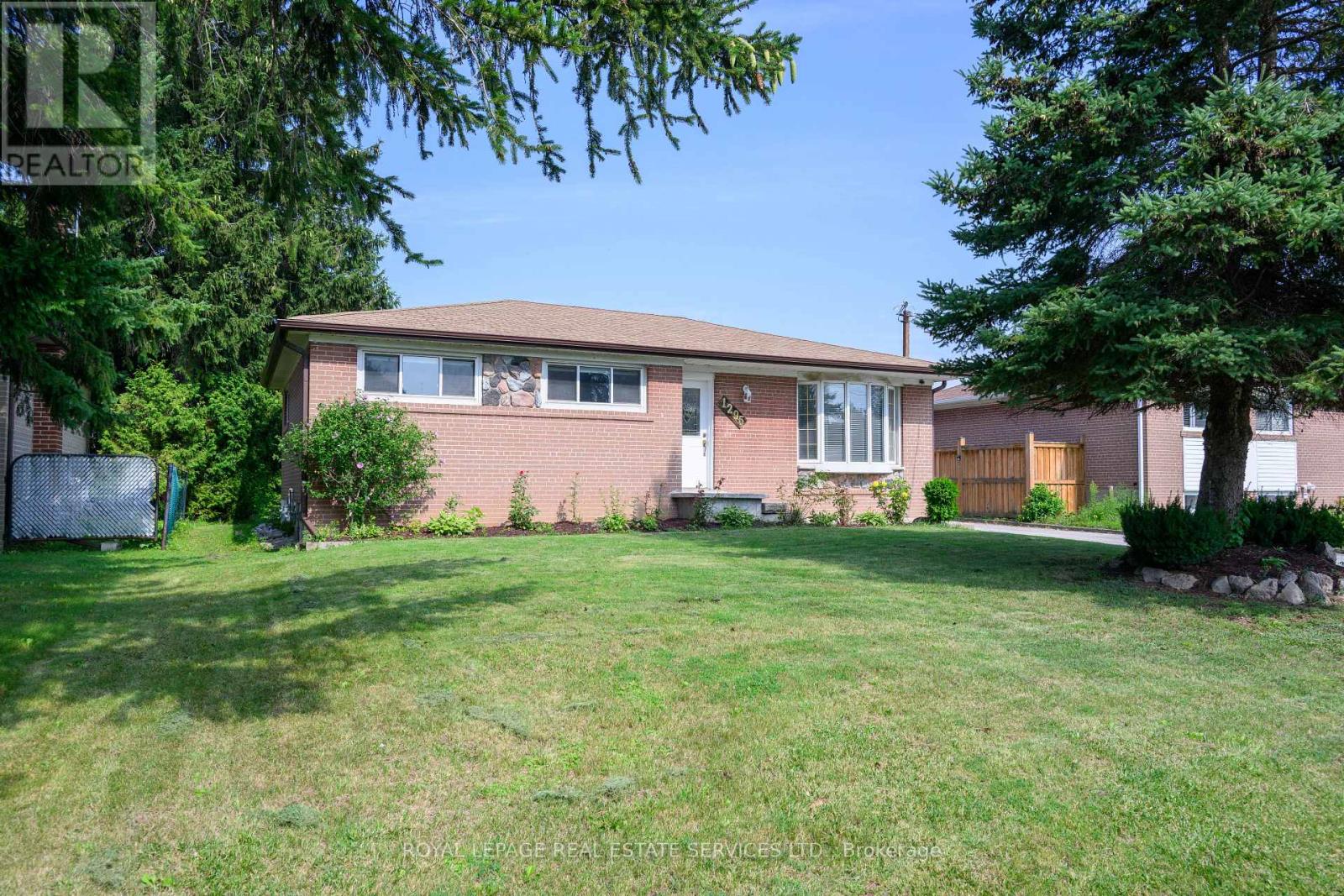 Lower - 1295 Pinegrove Road, Oakville, Ontario  L6L 2X2 - Photo 30 - W12496710