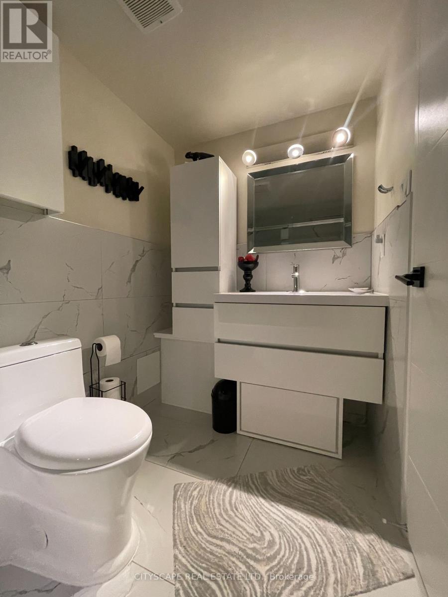 704 - 355 Rathburn Road E, Mississauga (Rathwood), Ontario  L4Z 1H4 - Photo 11 - W12496724