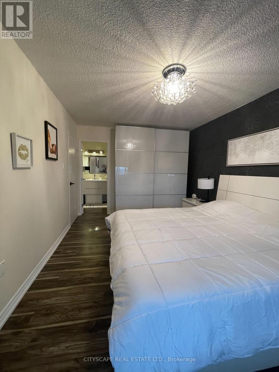 704 - 355 Rathburn Road E, Mississauga (Rathwood), Ontario  L4Z 1H4 - Photo 6 - W12496724