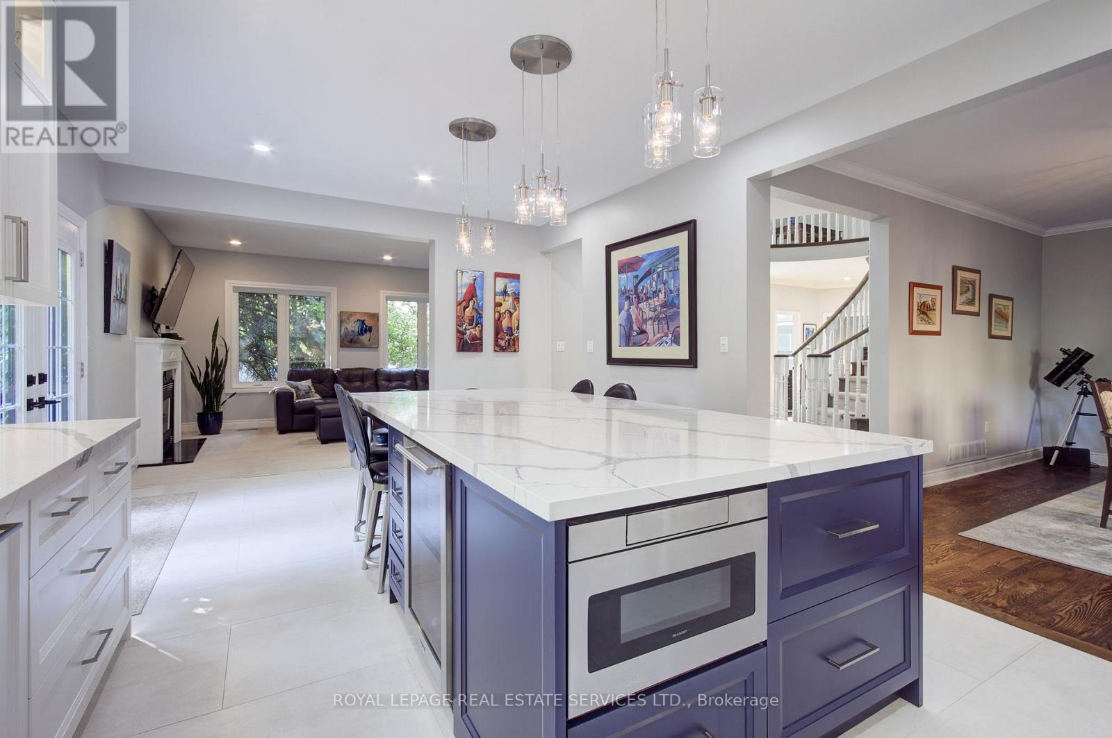 1079 Skyvalley Crescent, Oakville, Ontario  L6M 3L2 - Photo 12 - W12496756