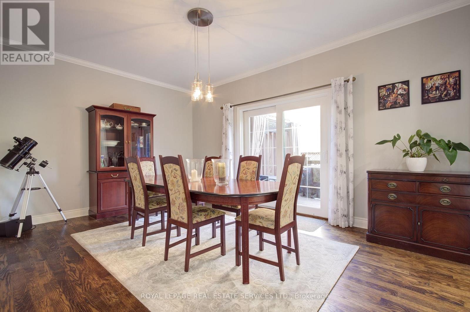 1079 Skyvalley Crescent, Oakville, Ontario  L6M 3L2 - Photo 13 - W12496756