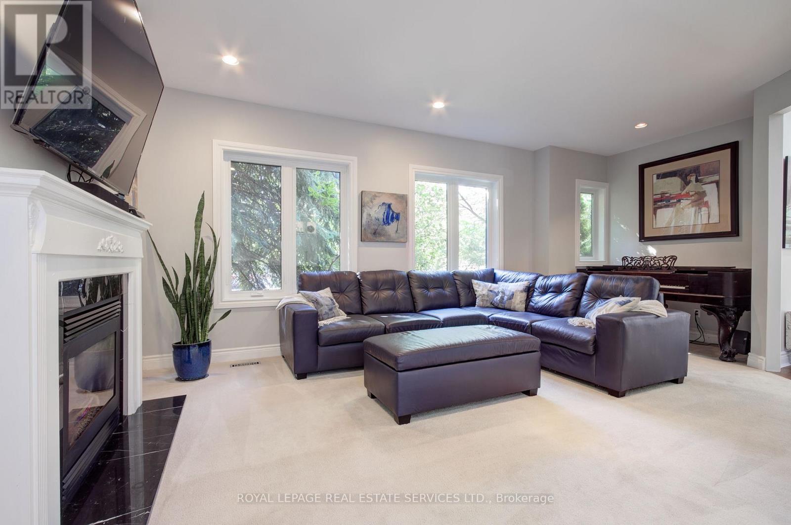 1079 Skyvalley Crescent, Oakville, Ontario  L6M 3L2 - Photo 14 - W12496756