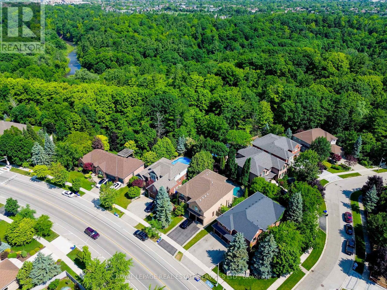 1079 Skyvalley Crescent, Oakville, Ontario  L6M 3L2 - Photo 49 - W12496756