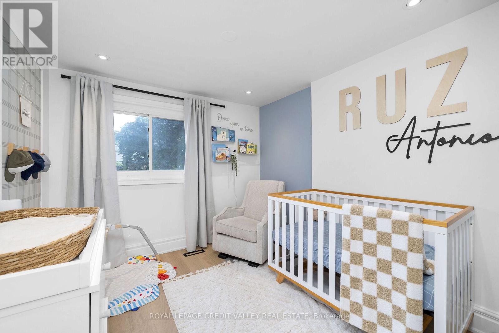 47 Larry Street, Caledon, Ontario  L7C 1K8 - Photo 19 - W12496788