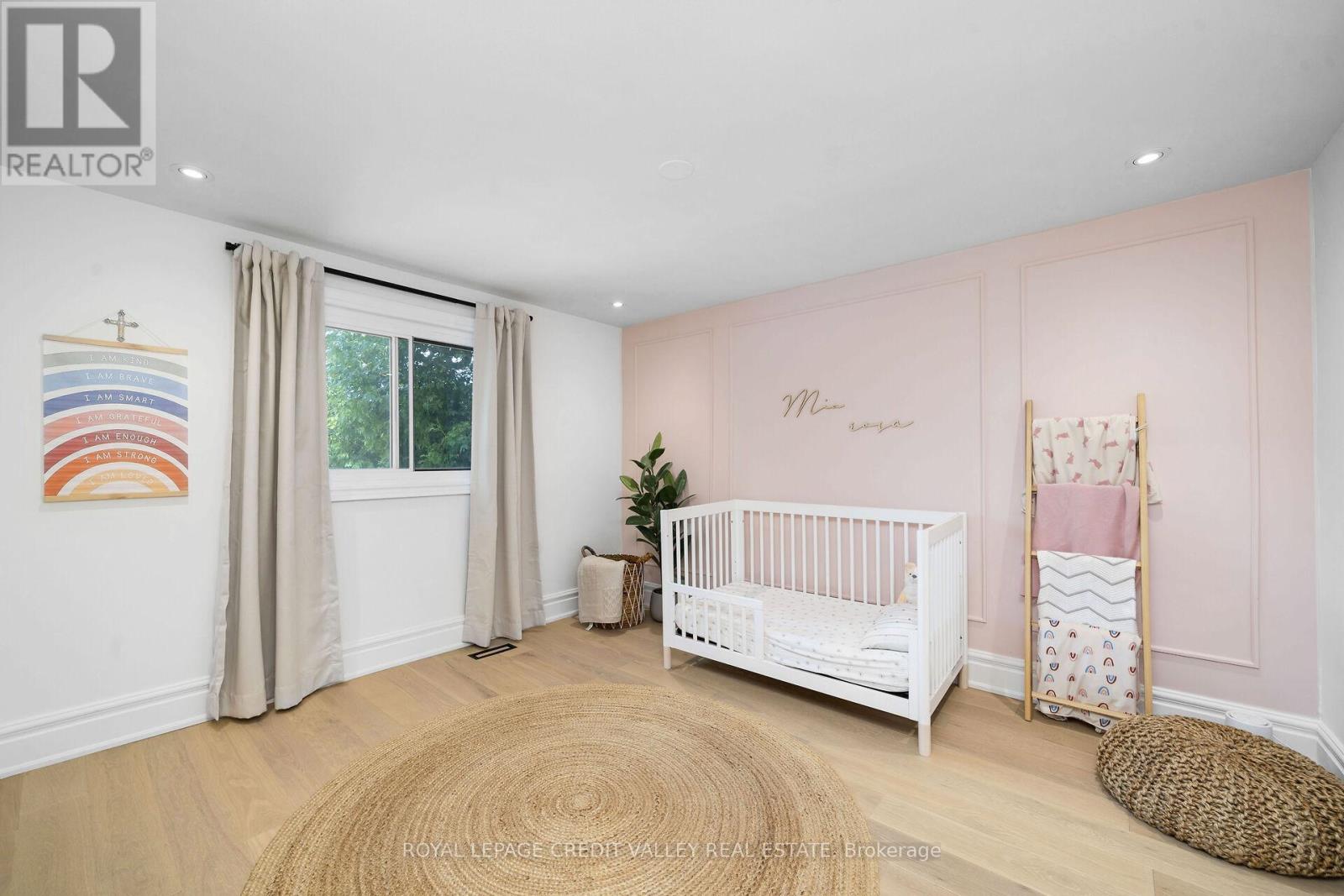 47 Larry Street, Caledon, Ontario  L7C 1K8 - Photo 20 - W12496788