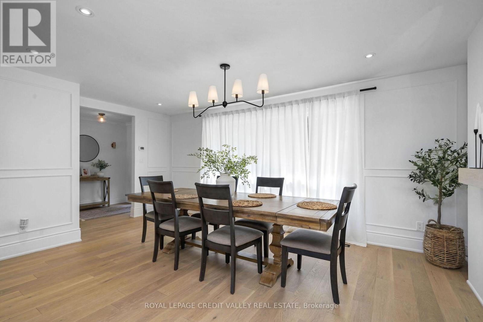 47 Larry Street, Caledon, Ontario  L7C 1K8 - Photo 7 - W12496788