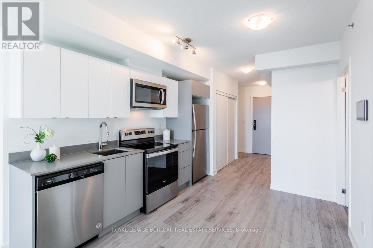 A401 - 3210 Dakota Common, Burlington, Ontario  L7M 2A8 - Photo 7 - W12496814