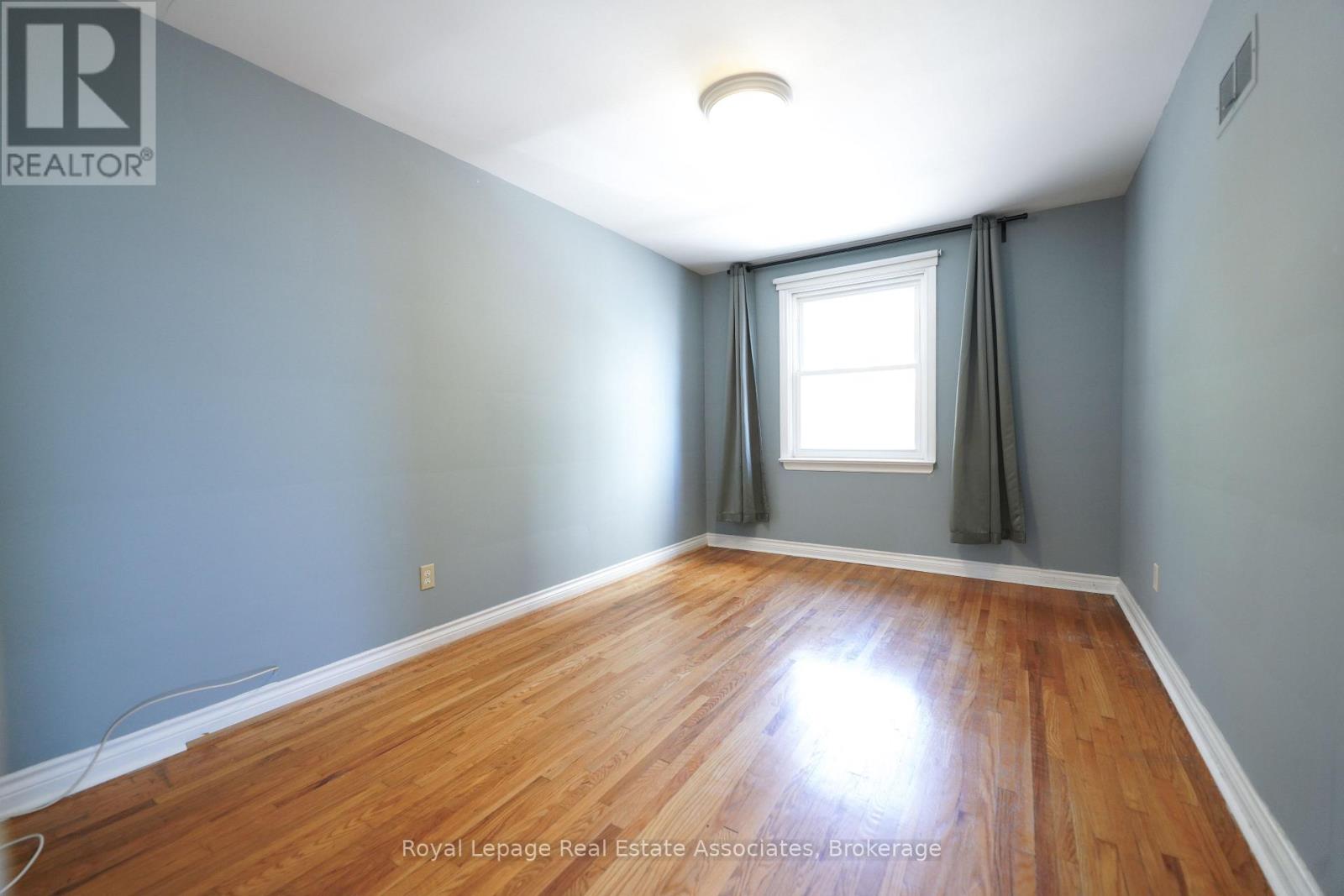 Upper - 9 Mississauga Road N, Mississauga, Ontario  L5H 2H5 - Photo 13 - W12496818