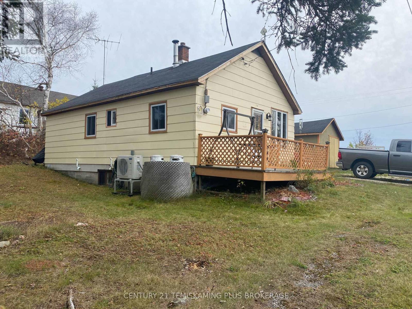2 King Street, Timiskaming (Tim - Outside - Rural), Ontario  P0J 1N0 - Photo 3 - T12496908