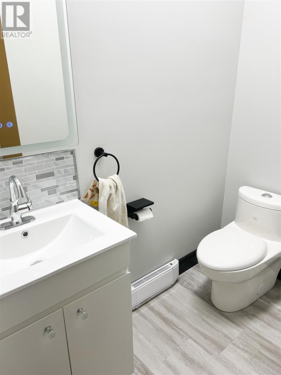 541 Luci Court, Thunder Bay, Ontario  P7E 1H2 - Photo 9 - TB250105