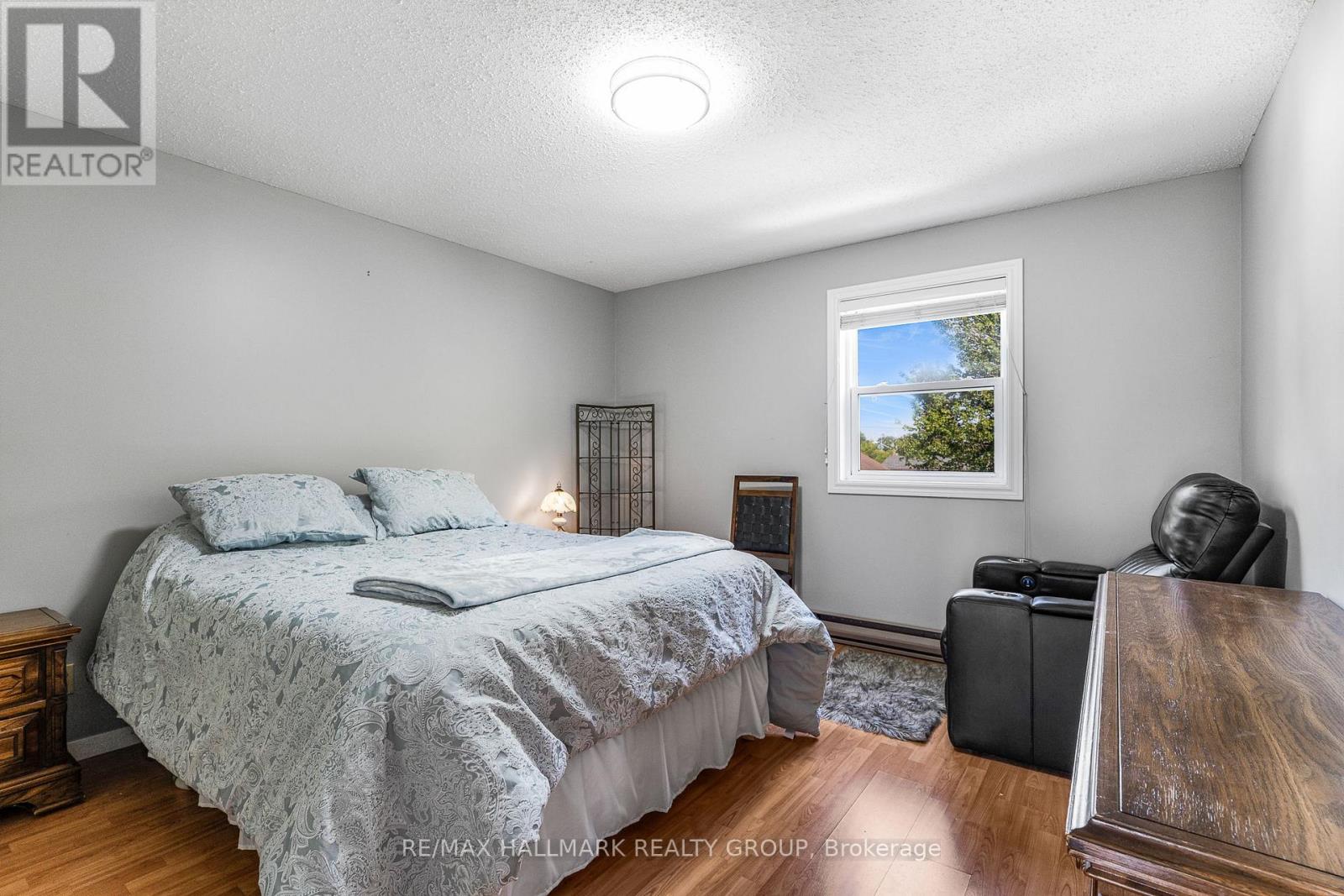 1115 Cholette Crescent, Ottawa, Ontario  K1C 1T4 - Photo 11 - X12496944