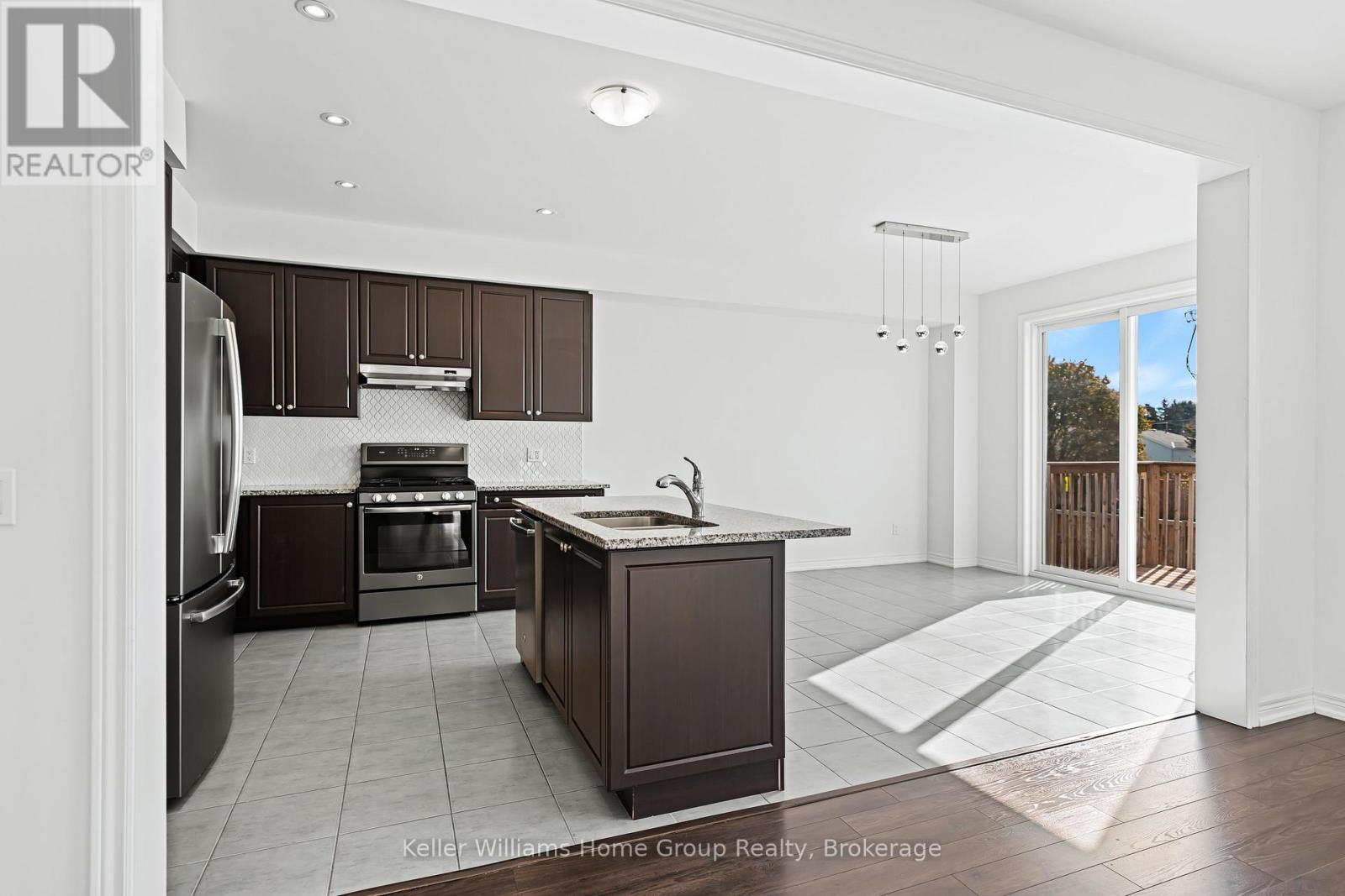 31 Kay Crescent, Centre Wellington, Ontario  N1M 2B2 - Photo 14 - X12492130