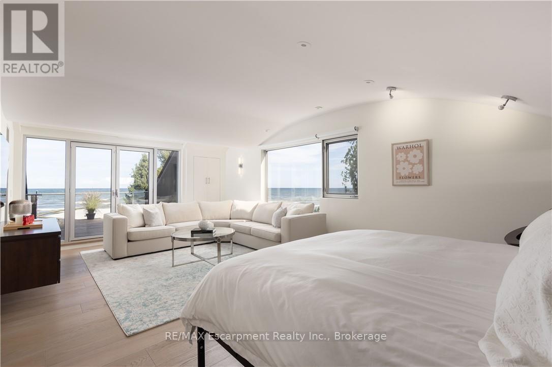 1540 Watersedge Road, Mississauga (Clarkson), Ontario  L5J 1A4 - Photo 30 - W12496928