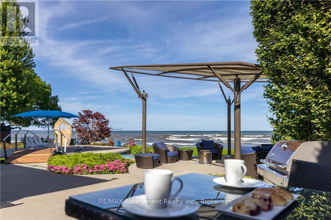 1540 Watersedge Road, Mississauga (Clarkson), Ontario  L5J 1A4 - Photo 9 - W12496928