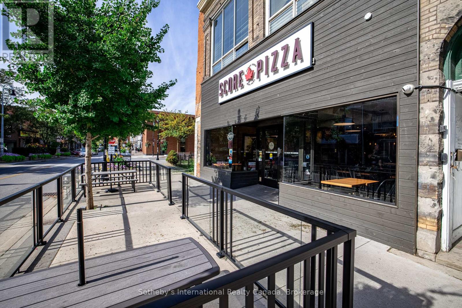 201 St. Paul Street, St. Catharines (Downtown), Ontario  L2R 3M6 - Photo 12 - X12496846