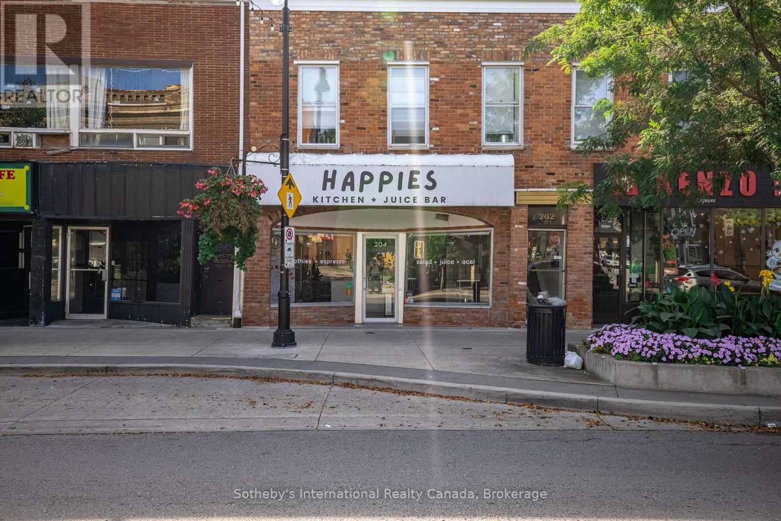 201 St. Paul Street, St. Catharines (Downtown), Ontario  L2R 3M6 - Photo 13 - X12496846
