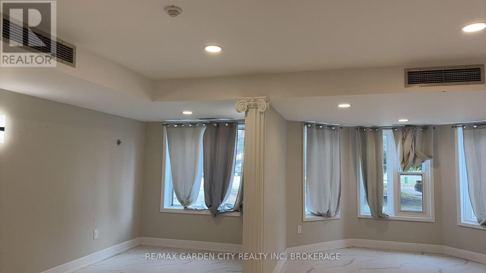 Commercial Unit - 7737 Lundy's Lane, Niagara Falls, Ontario  L2H 1H3 - Photo 20 - X12496902