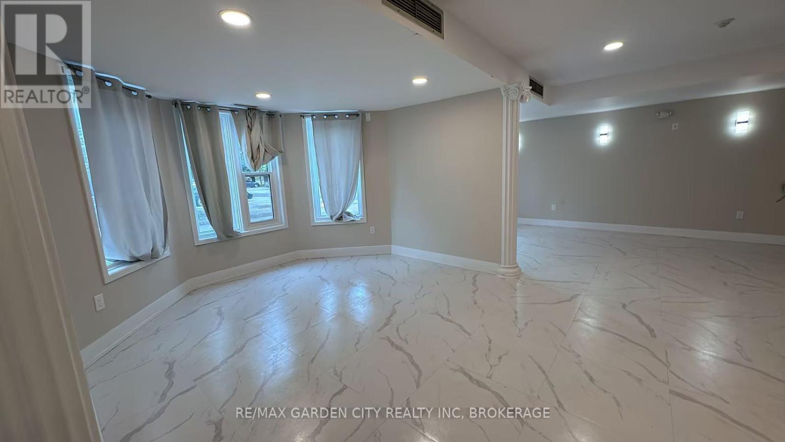 Commercial Unit - 7737 Lundy's Lane, Niagara Falls, Ontario  L2H 1H3 - Photo 22 - X12496902