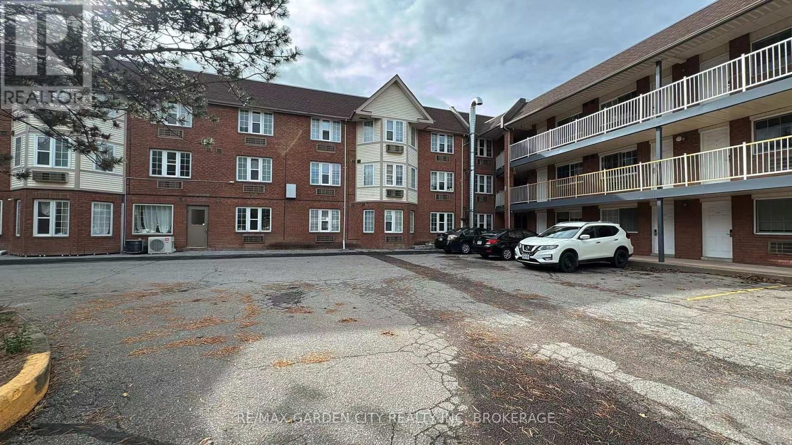 Commercial Unit - 7737 Lundy's Lane, Niagara Falls, Ontario  L2H 1H3 - Photo 30 - X12496902