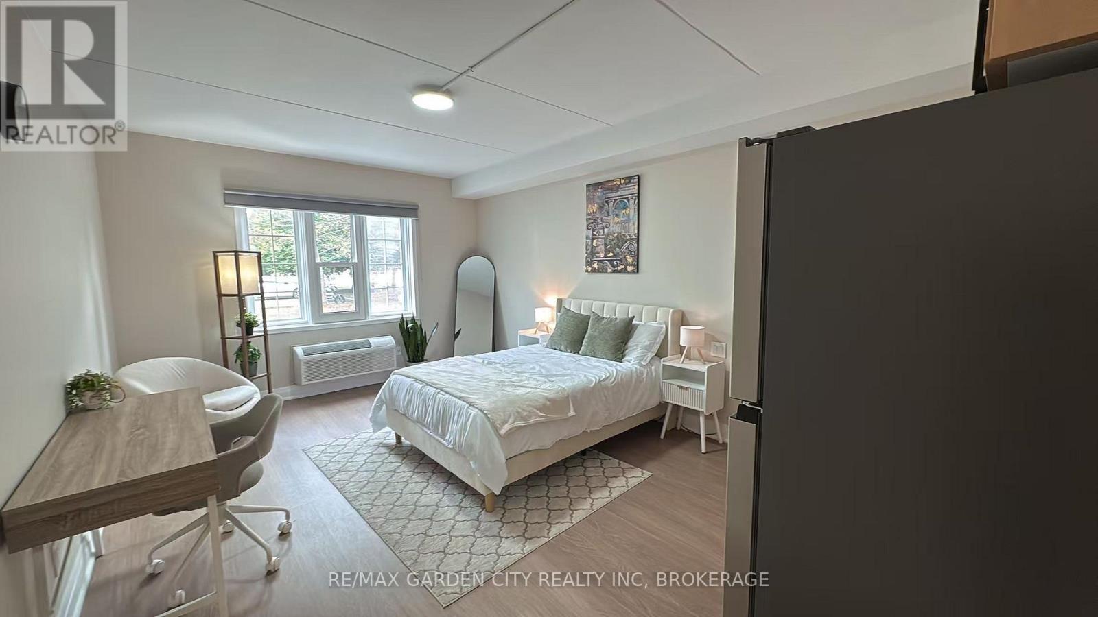 Commercial Unit - 7737 Lundy's Lane, Niagara Falls, Ontario  L2H 1H3 - Photo 37 - X12496902