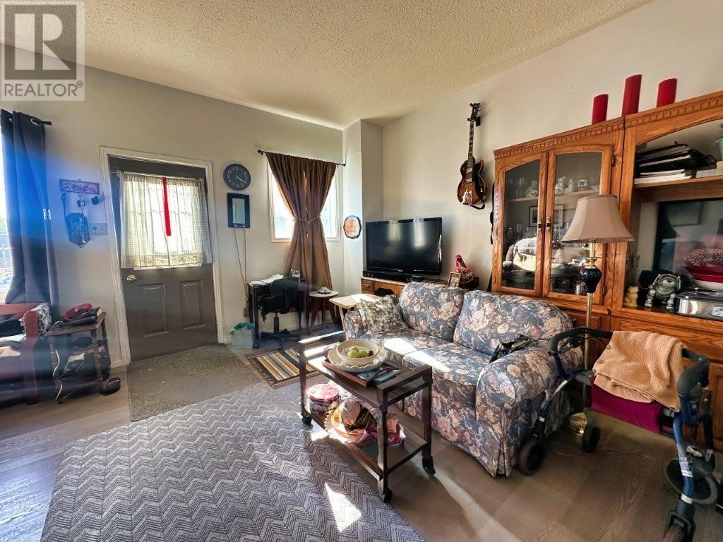 129 Robertson Street, Thunder Bay, Ontario  P7C 2N6 - Photo 6 - TB253379