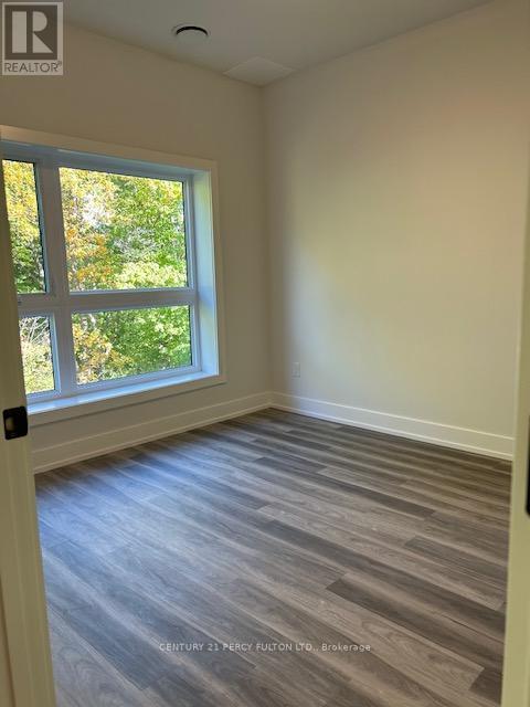 305 - 1100 Lackner Place, Kitchener, Ontario  N2A 0M1 - Photo 16 - X12496648