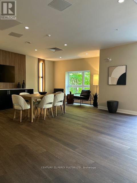 305 - 1100 Lackner Place, Kitchener, Ontario  N2A 0M1 - Photo 4 - X12496648