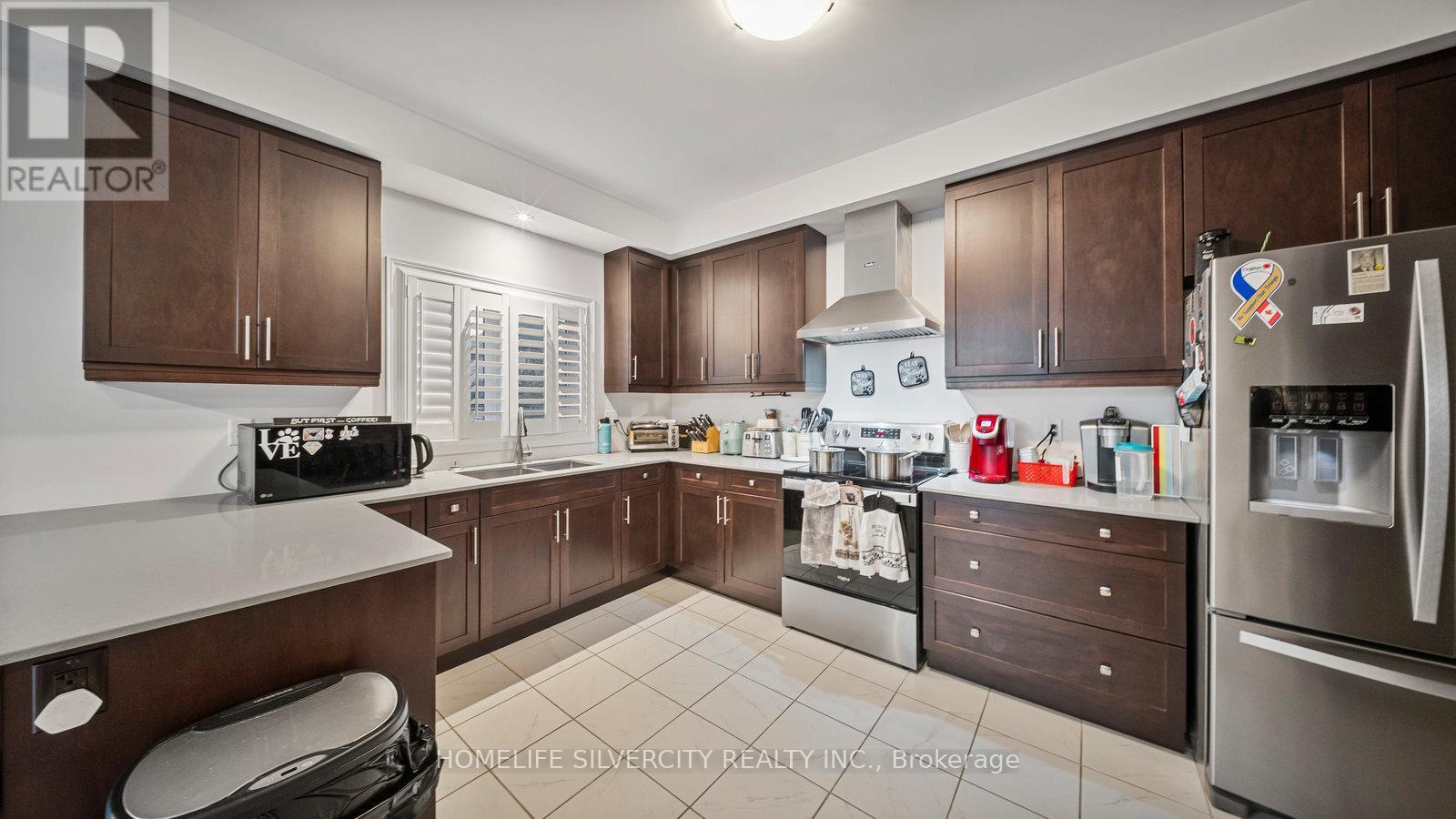 38 Mcgovern Lane, Brant, Ontario  N3L 0K3 - Photo 11 - X12496758