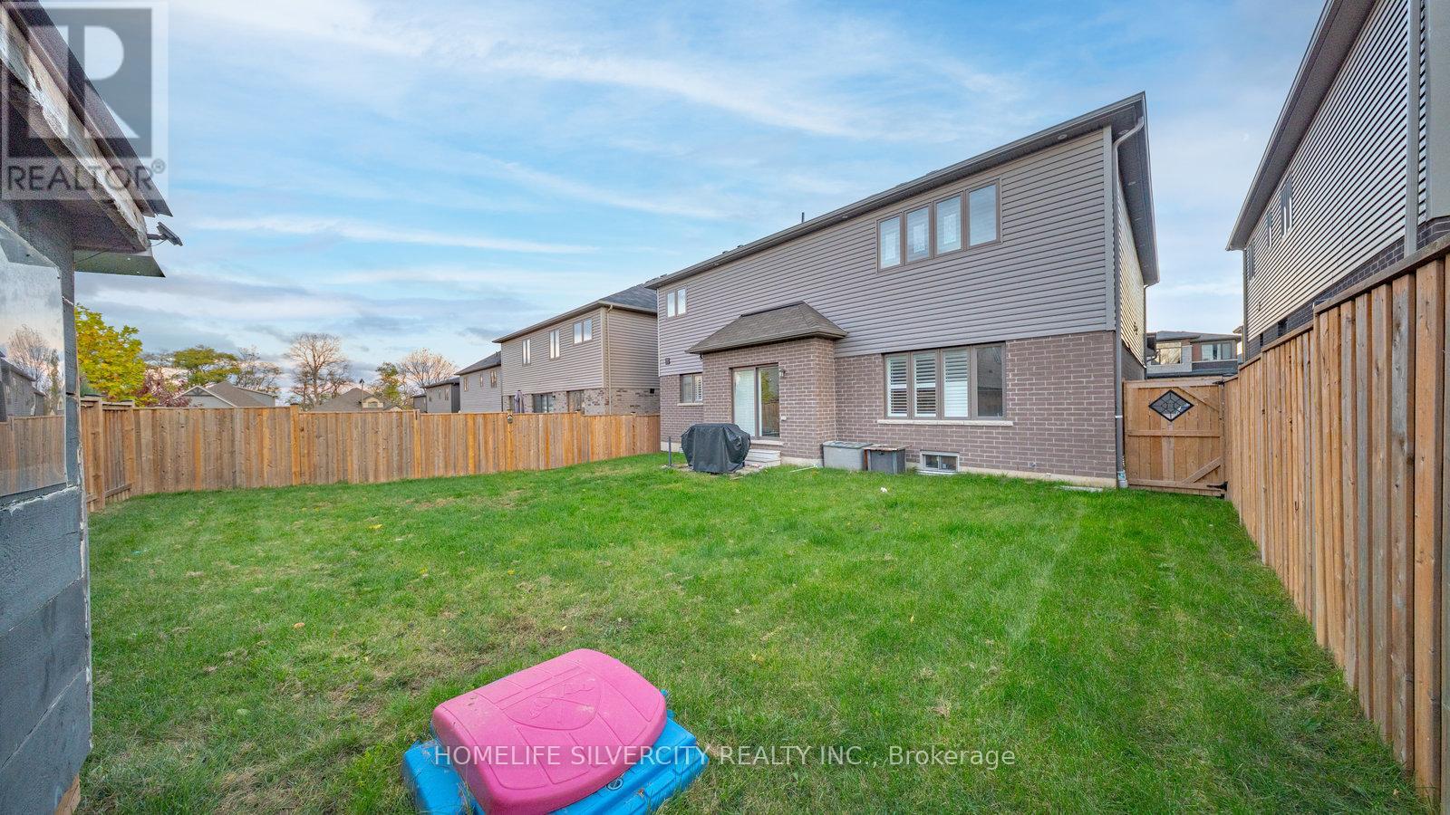 38 Mcgovern Lane, Brant, Ontario  N3L 0K3 - Photo 25 - X12496758