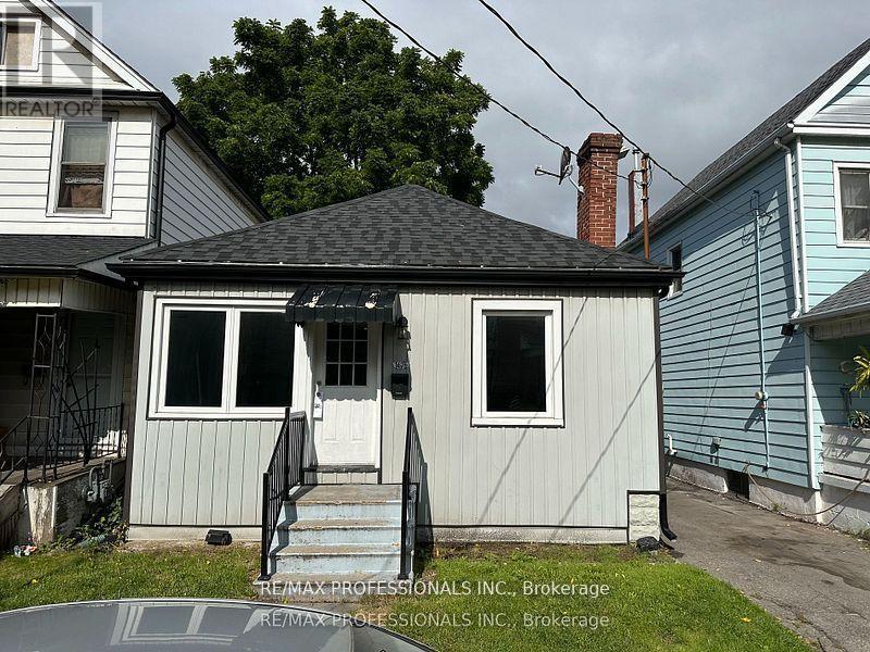 Upper - 167.5 Grosvenor Avenue N, Hamilton, Ontario  L8L 7S1 - Photo 2 - X12496824