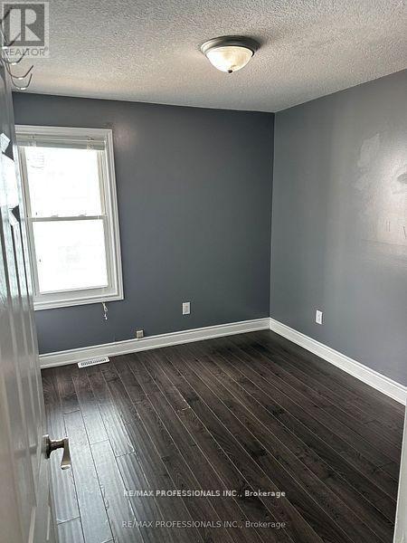 Upper - 167.5 Grosvenor Avenue N, Hamilton, Ontario  L8L 7S1 - Photo 7 - X12496824